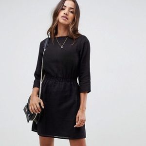 casual elasticated mini dress in grid texture